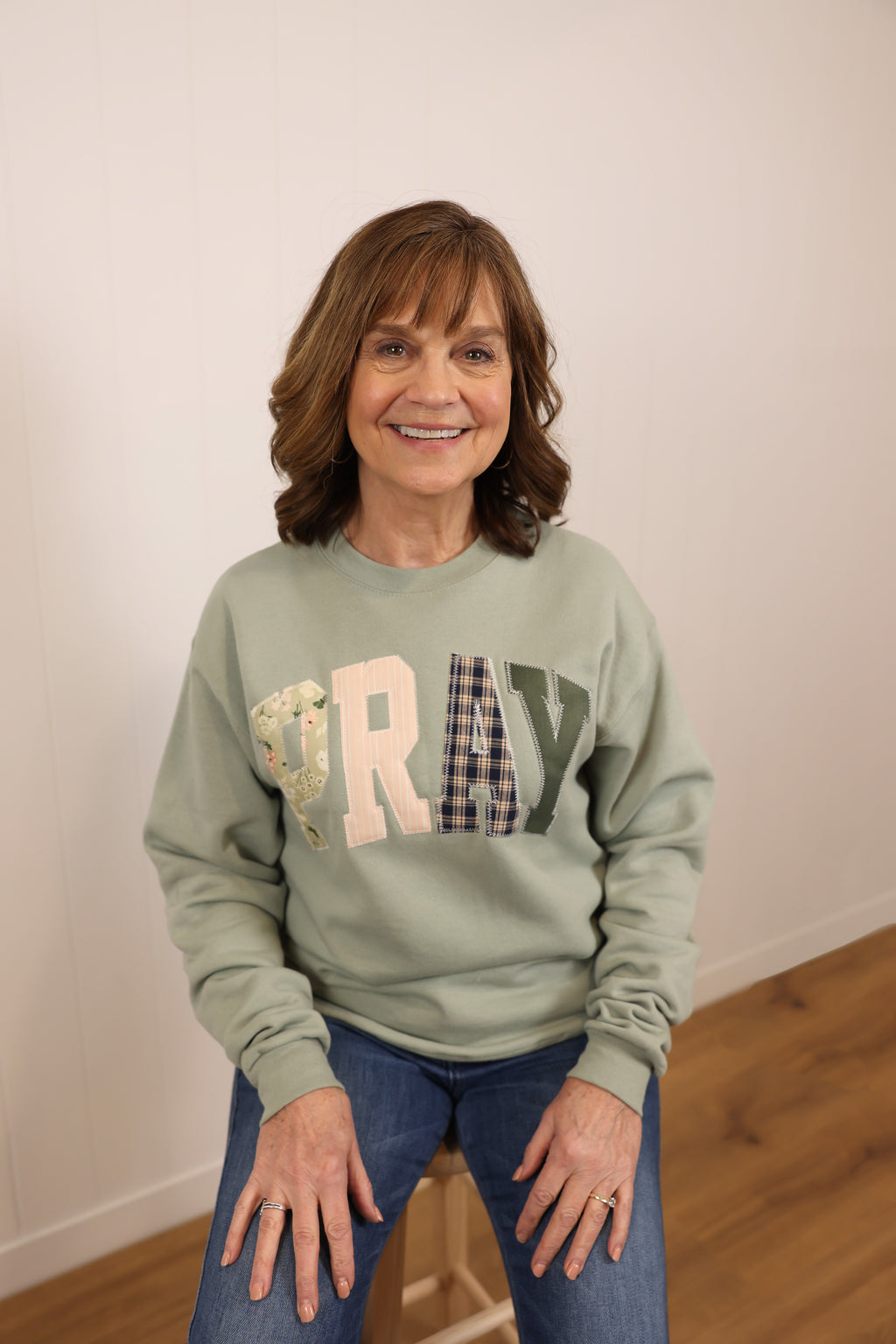 Pray Christian Faith Crewneck Sweatshirt >> Sage