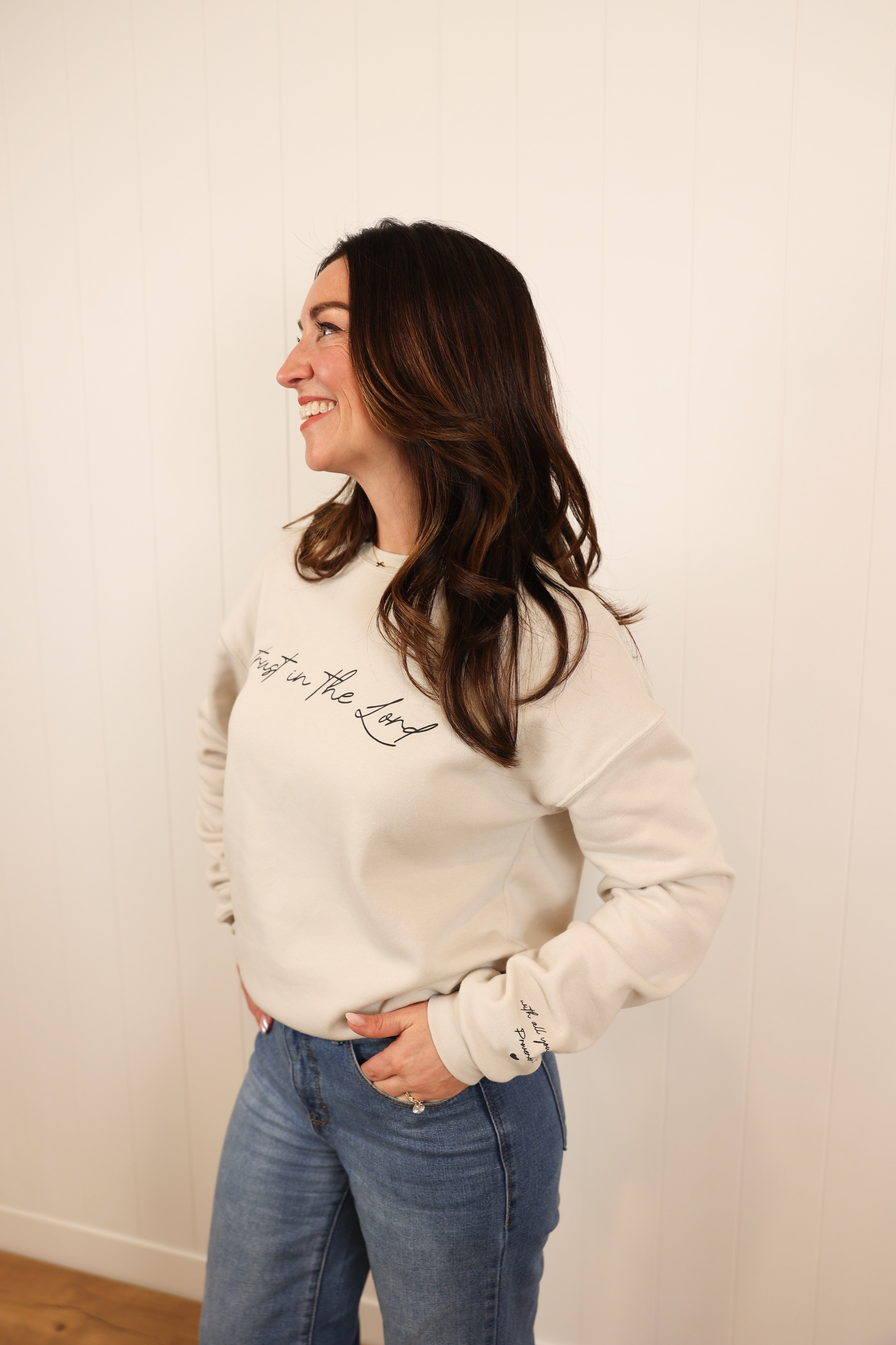 Trust in the Lord Crewneck Sweatshirt >> Heather Dust