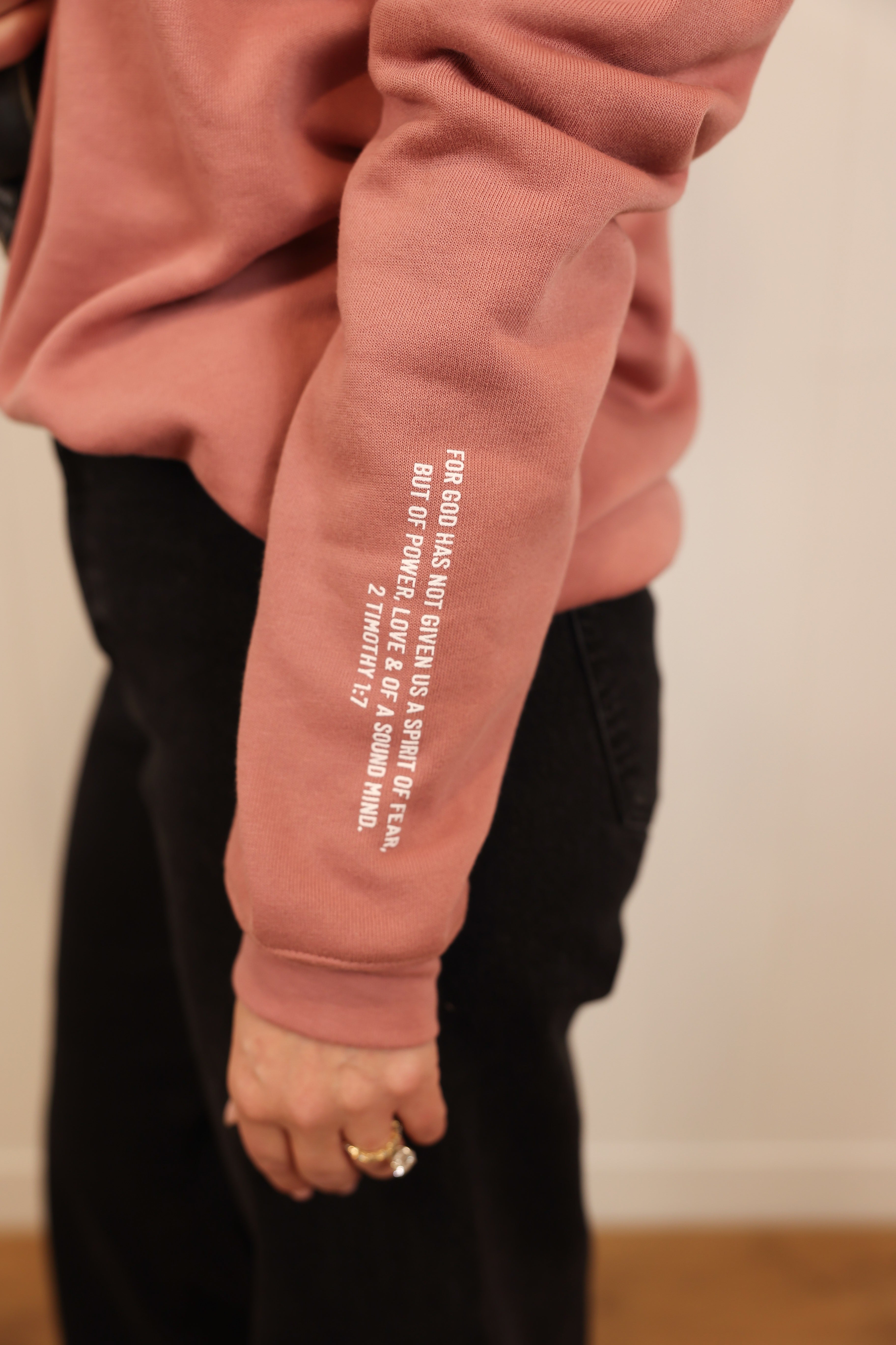 Faith Over Fear Crewneck Sweatshirt >> Mauve